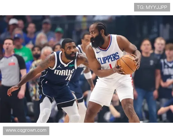 哈登谈赛季表现提升：每场比赛都在进步不断追求更好状态